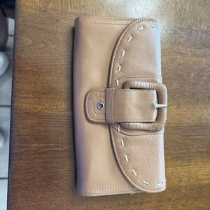 Genuine‎ Leather Hype Tan Bifold Wallet